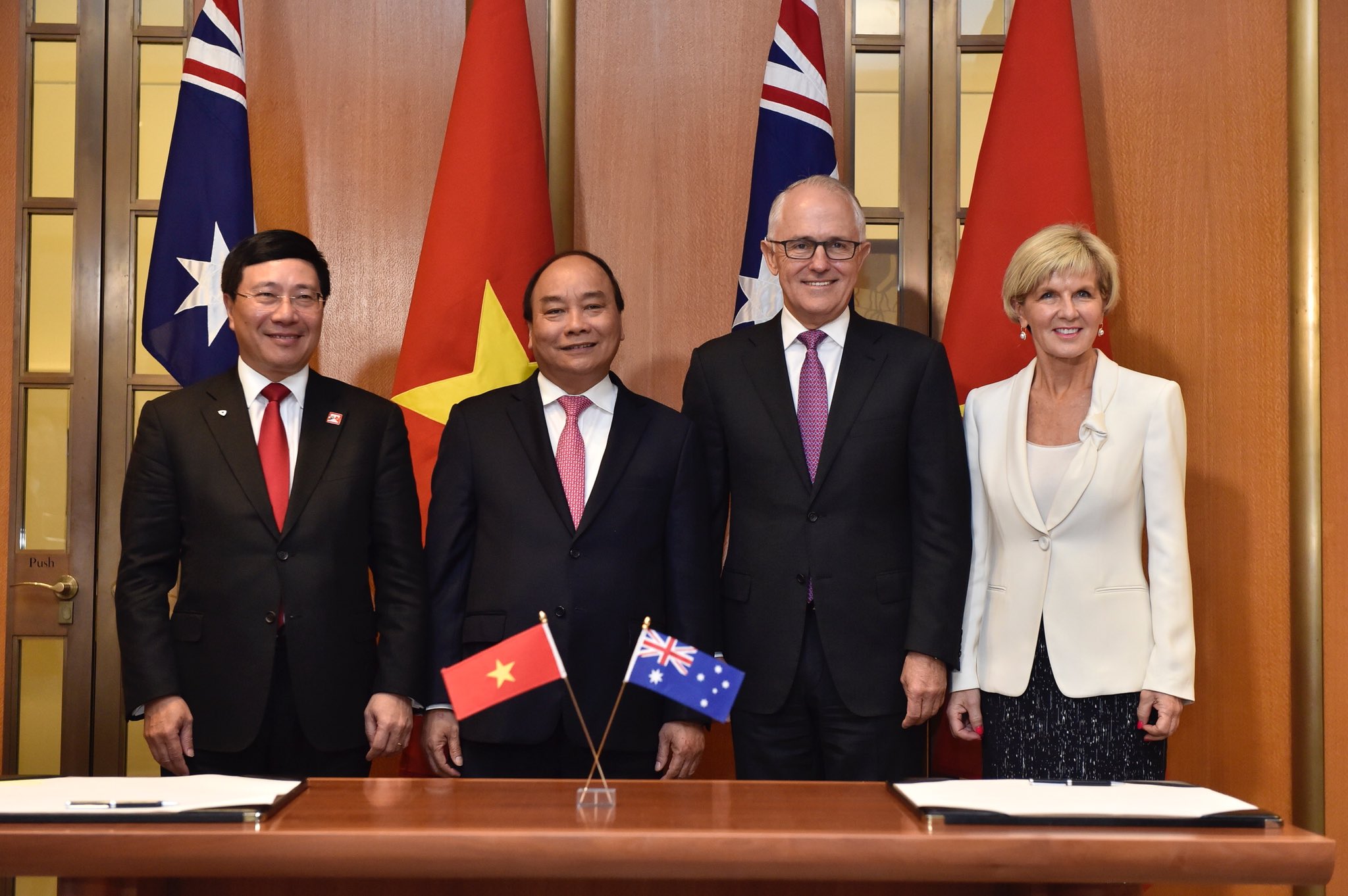 Chính phủ Australia tăng cường hợp tác thương mại với Việt Nam