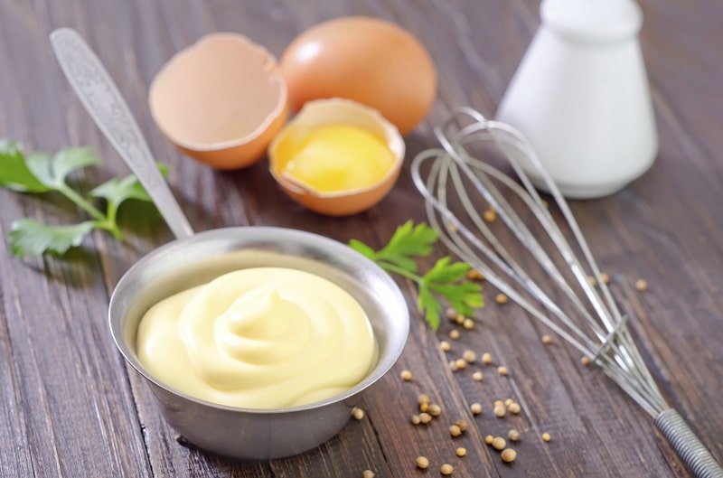Ăn trứng hấp mật ong và sữa để cải thiện vòng 1